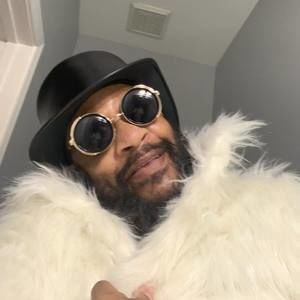 Meet your Posher, Johnny